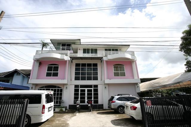 ให้เช่าโฮมออฟฟิศ 4 ชั้น 698 ตรม. Office & Warehouse ซอยพัฒนาการ 9