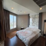 Condo for sale, Maenam Residence, Chao Phraya River view Near BTS