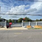 ขายที่ดินพร้อมบ้านสร้างใหม่ ทำเลดี จังหวัดชัยนาท