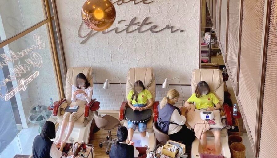 เซ้งร้านเสริมสวย กรุงเทพกรีฑา เปิดมากว่า8ปี ไม่มีวันหยุด