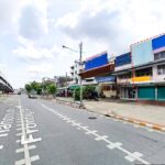 ขายอาคารพาณิชย์ ทำเลดีมาก ติดถนนพหลโยธิน พื้นที่ใช้สอยมากกว่า 350 ตร.ม. โทร 083-4996425