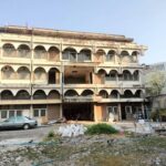 ให้เช่า ตึก 1/2ไร่ พร้อมอาคาร 4 ชั้น ติดสาทร ใกล้รถไฟฟ้า