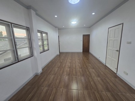 ให้เช่า บ้าน บ้านใกล้รพรามคำแหง บ้านเดี่ยวรามคำแหง สวยเหมือนใหม่ มือสองปรับปรุงใหม่ ใกล้รพเวชธานีรามคำแหง